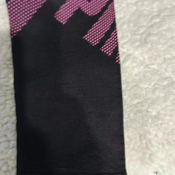 Pink athletic pants - Picture 3 of 5